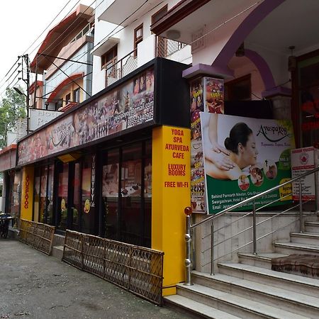 Hotel Raj Palace Rishīkesh Eksteriør bilde