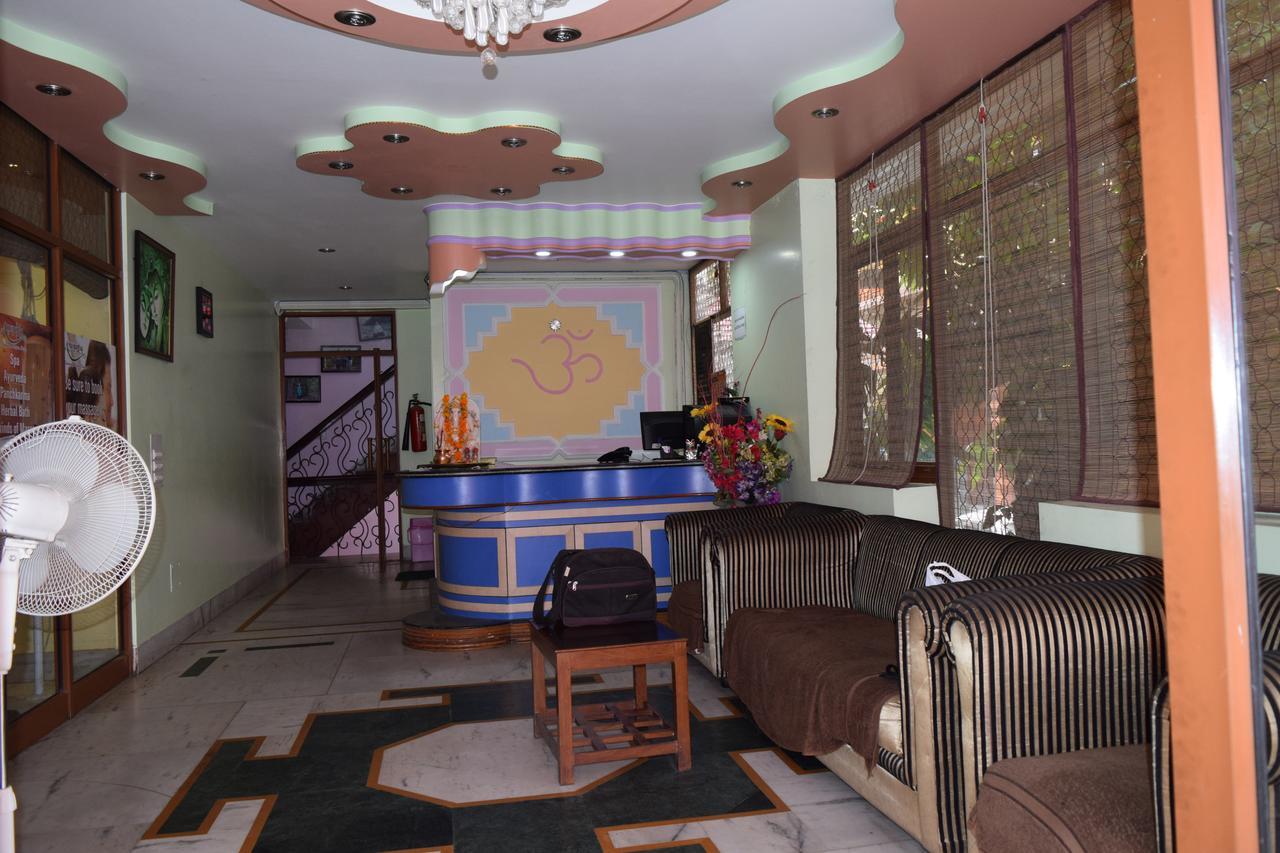 Hotel Raj Palace Rishīkesh Eksteriør bilde