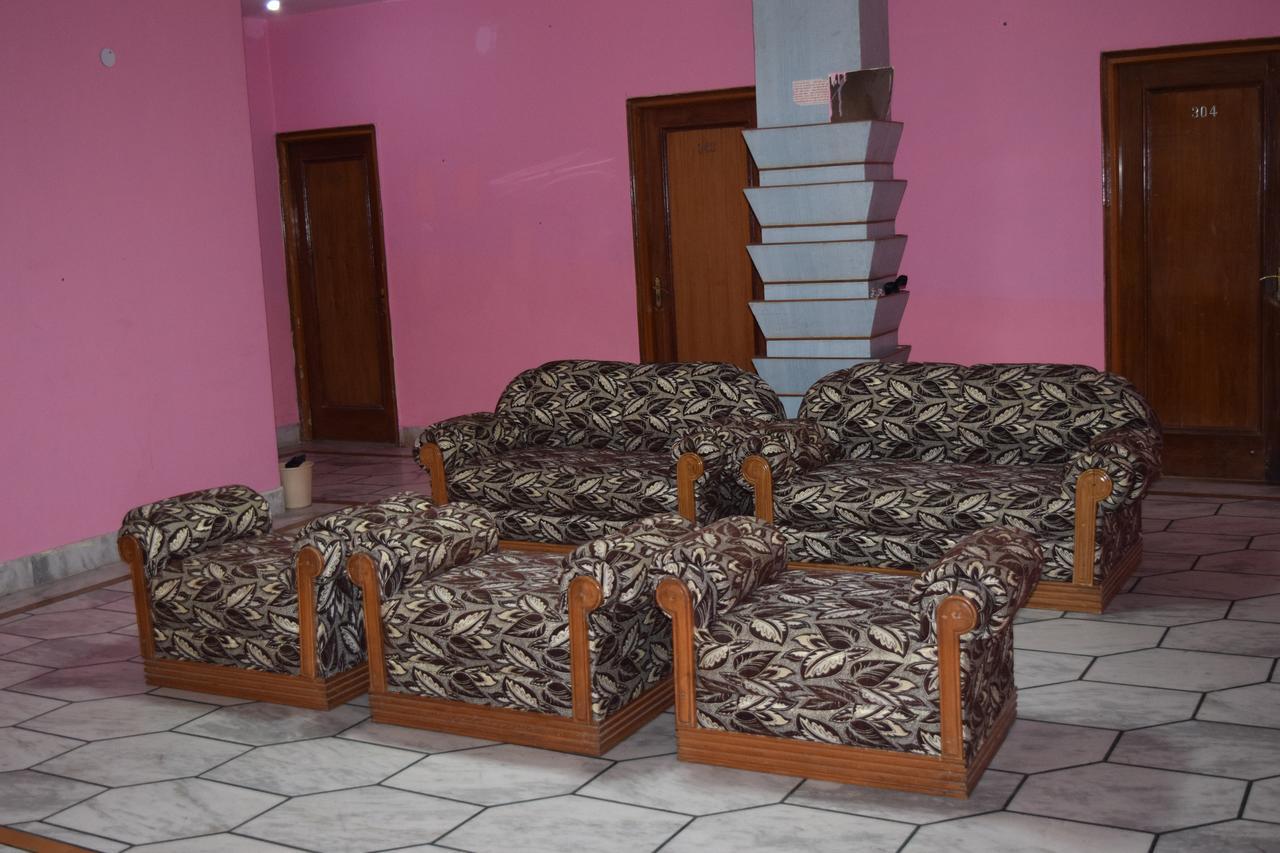 Hotel Raj Palace Rishīkesh Eksteriør bilde